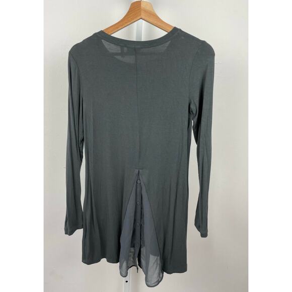 LOGO Lori Goldstein XXS Knit Top with Chiffon Pockets and Back Detail Rayon Gray - Picture 2 of 9